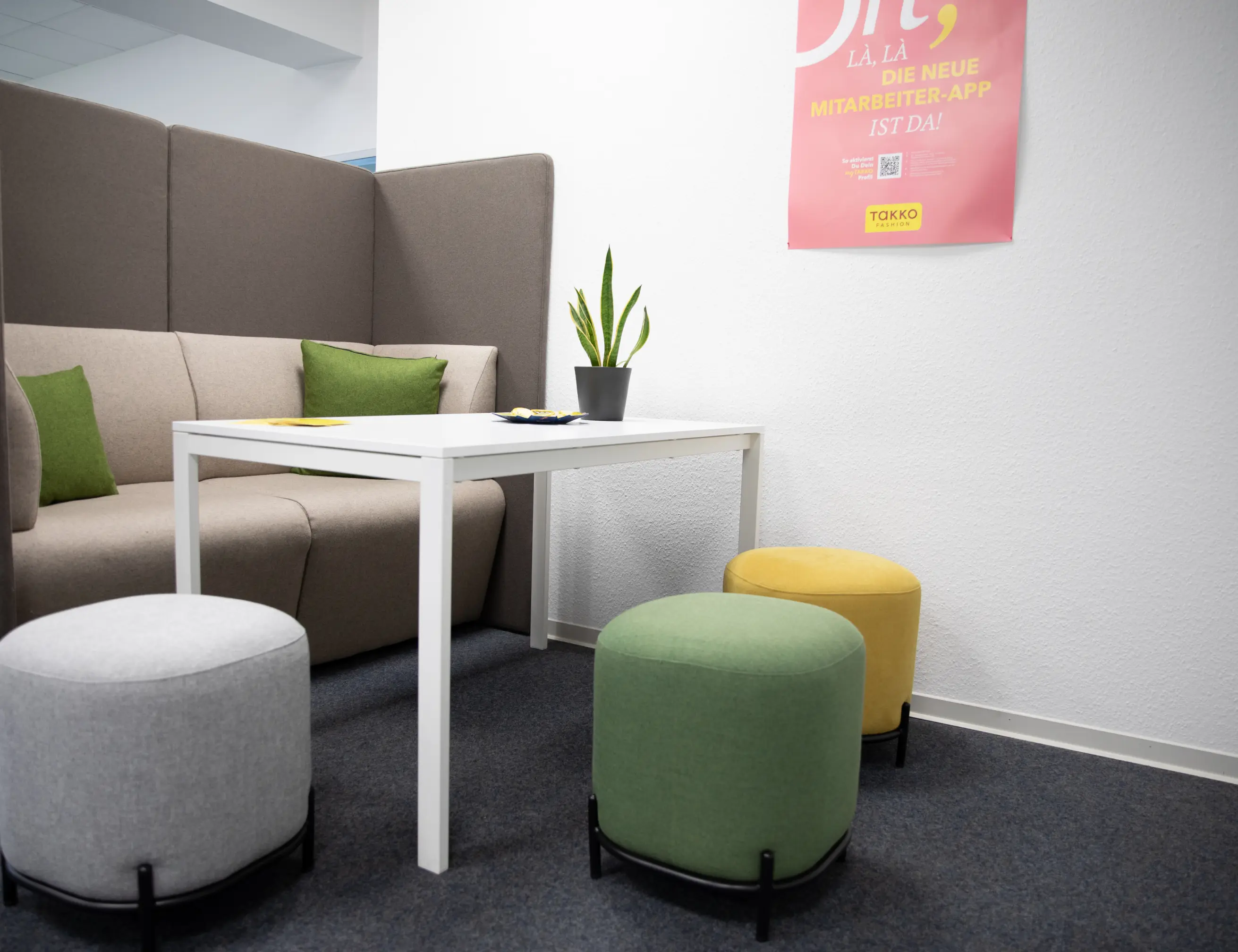 Background for Ausbildung in der Zentrale