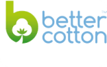Das Better Cotton-Logo zeigt ein grünes kleines „b“ mit einer weißen Baumwollpflanze darin, neben den Worten „Better Cotton“ in hellblauen Kleinbuchstaben auf weißem Hintergrund.